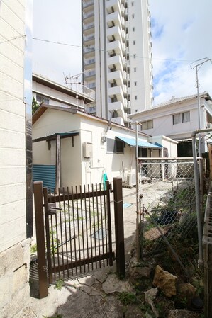 おもろまち駅 徒歩12分 1階の物件外観写真